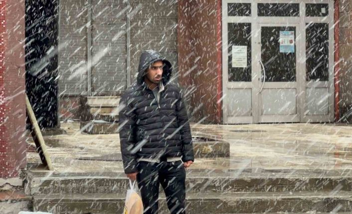 Kars’ta mayıs ayında kış yaşanıyor