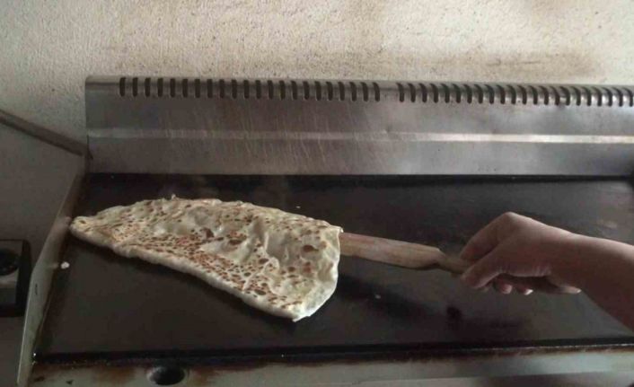 Kastamonu’nun 150 yıllık yöresel yemeği etli ekmek lezzetiyle hayran bırakıyor