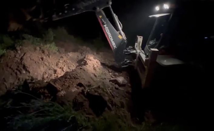 Kayıp kadın dağ taş aranıyor