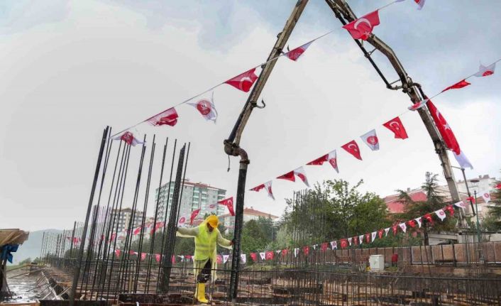 Keçiören’de Kafkaslar Kapalı Spor Salonu’nun temelleri atıldı