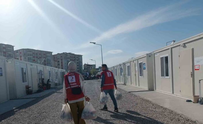 Kızılay’dan Özel çocukların ailelerine destek