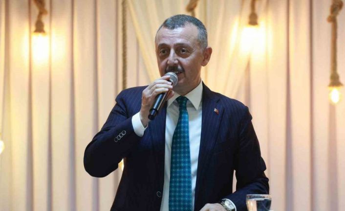 Kocaeli Büyükşehir Belediye Başkanı Büyükakın: "Dergi kapaklarıyla Türkiye’ye diz çöktüreceklerini zannediyorlar"