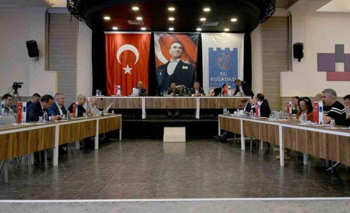 "Kuşadası Belediyesi, inşaat ruhsatlarını yeniden vermeye başladı