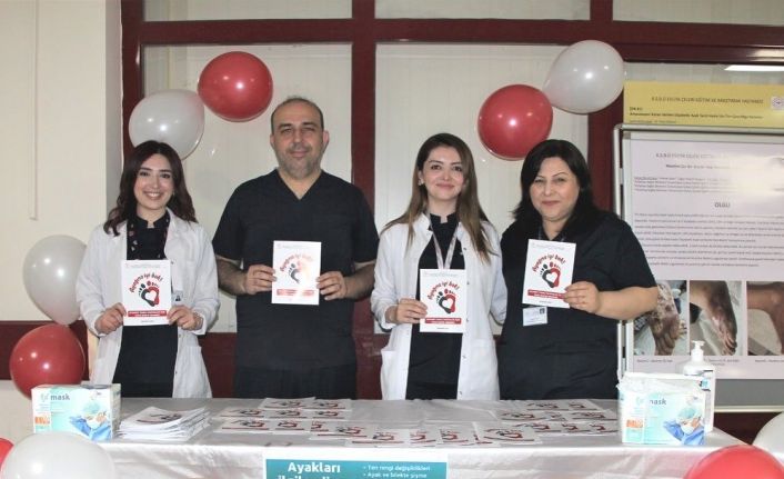Kütahya Evliya Çelebi Eğitim ve Araştırma Hastanesinde yara bakım stant’ı kuruldu