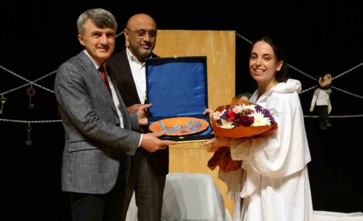 Kütahya İHH, Filistin’deki insanlık dramını sahneye taşıdı