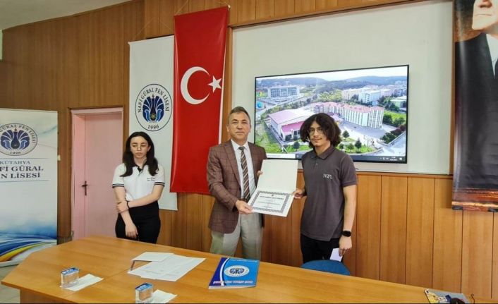 Kütahya Nafi Güral Fen Lisesinde “Cahit Arf Matematik Soru Yazma” yarışması
