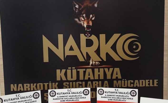 Kütahya’da uyuşturucu ticareti yapan 2 kişi tutuklandı