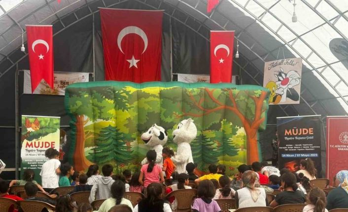 Malatya’da depremzede çocuklara yönelik tiyatro oyunu