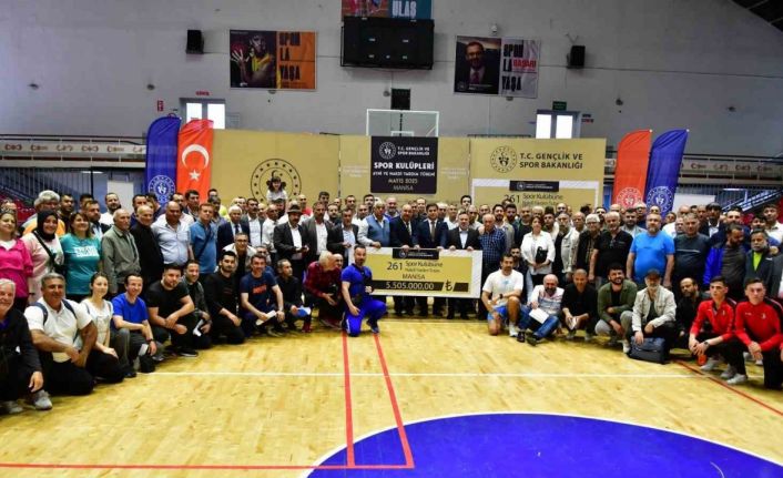Manisa’da 261 spor kulübüne 5 milyon 505 bin TL destek