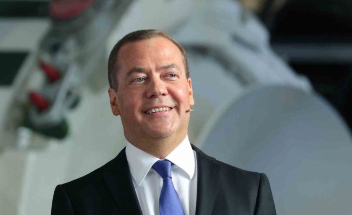 Medvedev: "Ukrayna’ya verilen silahlar ne kadar yıkıcı olursa nükleer kıyamet senaryosu da o kadar yakın olur"