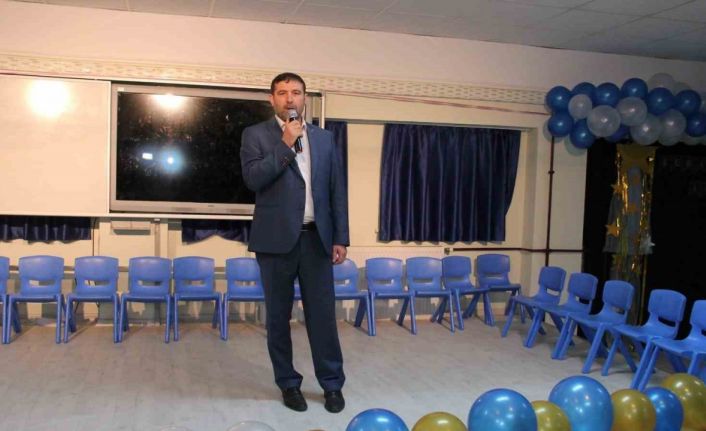 Minik öğrenciler Kur’an-ı Kerimi öğrenmenin sevincini yaşadı