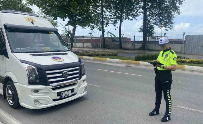 Muayenesiz yola çıktılar, 3 araca 2 bin 853 para cezası kesildi