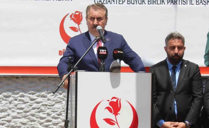 Mustafa Destici: “Ne kadar terör örgütü varsa Kılıçdaroğlu’nu destekliyor”
