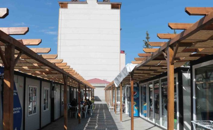 Pazarcık’ta 3 farklı noktada konteyner çarşı hizmet veriyor