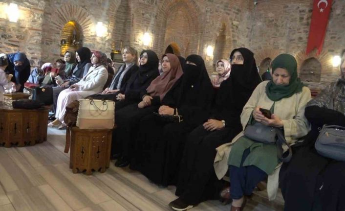 Reis Gönüllüsü Hanımlar ‘Oylarımıza sahip çıkıyoruz’ sloganıyla bir araya geldi