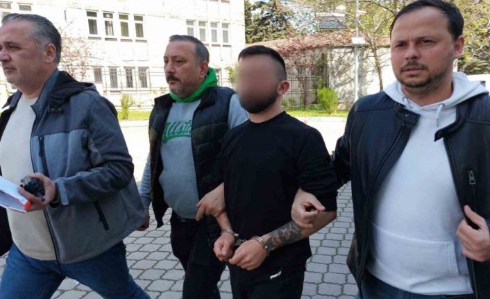 Samsun’da otomobile silahlı saldırı düzenleyip bir kişiyi yaralayan şahıs yakalandı