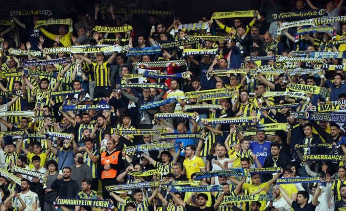 Spor Toto Süper Lig: Fenerbahçe: 1 - FTA Antalyaspor: 0 (Maç devam ediyor)