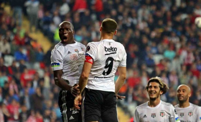 Spor Toto Süper Lig: FTA Antalyaspor: 1 - Beşiktaş: 3 (Maç sonucu)