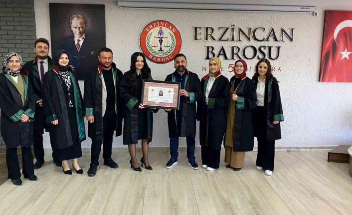 Stajyer avukatlar ruhsatnamelerini aldılar