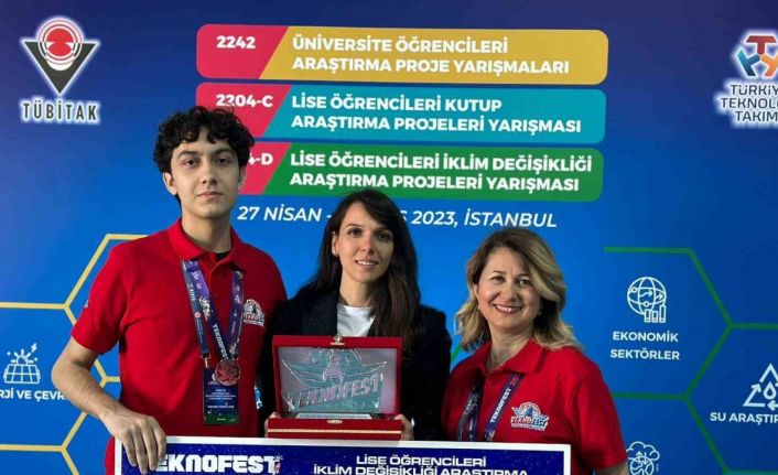 TEKNOFEST’te Çiğli Karşıyaka Aydoğan Yağcı Bilim ve Sanat Merkezi’ne ödül
