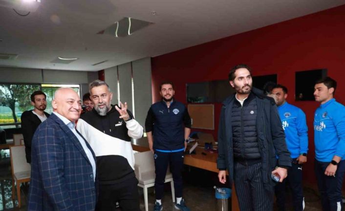 TFF Başkanı Mehmet Büyükekşi, Kasımpaşa Kulübü’nü ziyaret etti