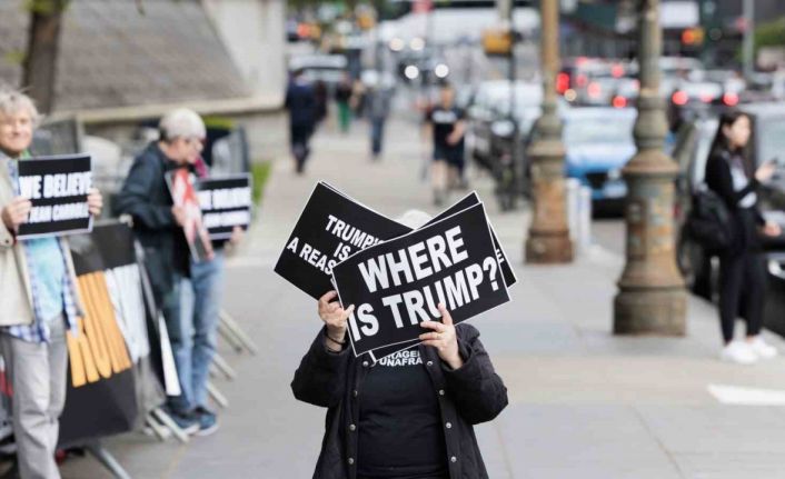 Trump cinsel taciz ve iftiradan suçlu bulundu, 5 milyon dolar tazminat cezası aldı