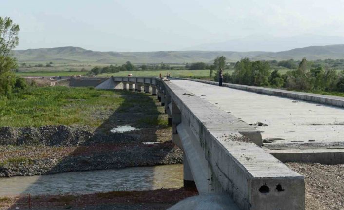 Türkiye ile Azerbaycan’ı birbirine bağlayacak Zengezur Koridoru’nda sona doğru