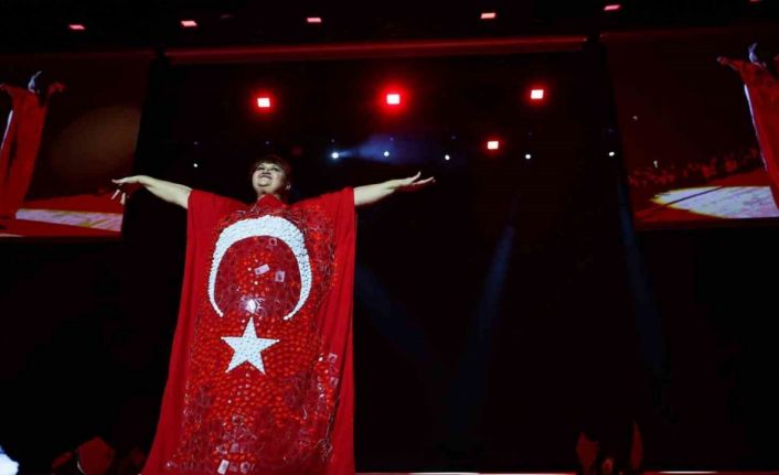 Türkiye’nin ilk cam festivali kapılarını bu kez depremzedeler için açıyor