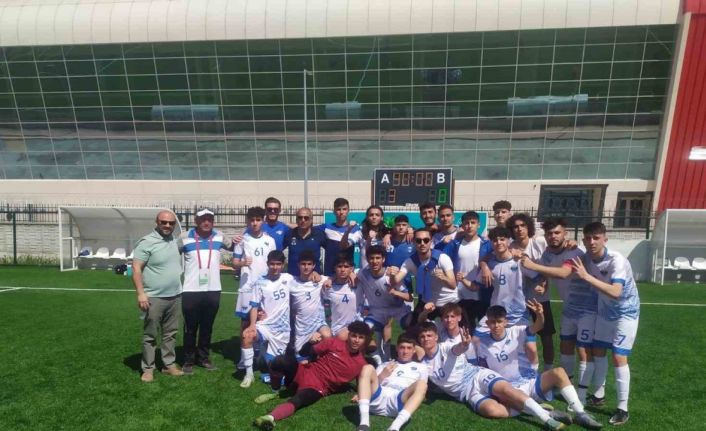 U18 Türkiye Şampiyonası: Kayseri Atletikspor: 3- Samsun Büyükşehir Belediyespor:0