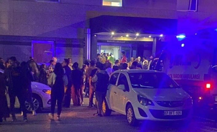 Ünlü sanatçı Kibariye sahneden düştü, hastanelik oldu, o anlar kameraya yansıdı