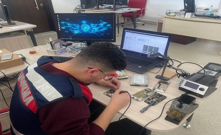 Yasa dışı bahis oynatılan ve müstehcen içerikli paylaşım yapılan 727 internet sitesine erişim engelli