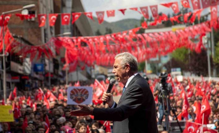 Yavaş: “Seçimde oy kullanacak herkes, nereye oy verirse versin onların iradesi azizdir”