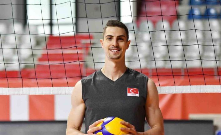 Yiğit Gülmezoğlu: "Milli takım sezonuna iyi bir başlangıç yapmak istiyoruz"