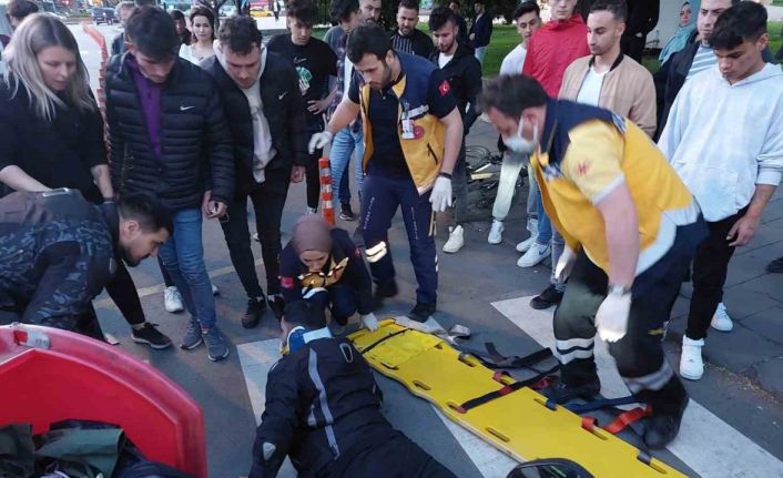 Zonguldak‘ta otomobil motorlu kuryeye çarptı