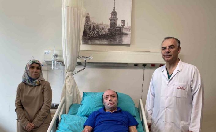 140 ameliyat geçiren 8 ayı aşkın süre hastanede kalan maden işçisi İzzet Ak taburcu edildi