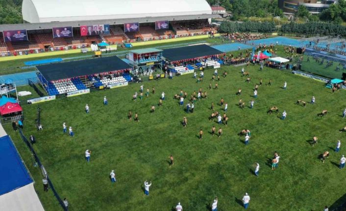 180 bin TL değerindeki altın kemer için er meydanına çıktılar