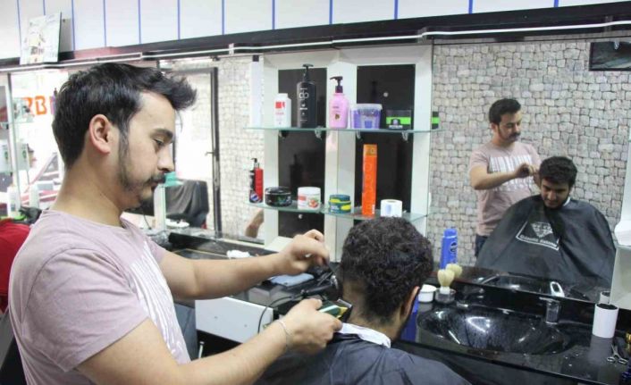 18 yıldır pazar günü tatil yapan berberler, bu pazar çalışacaklar