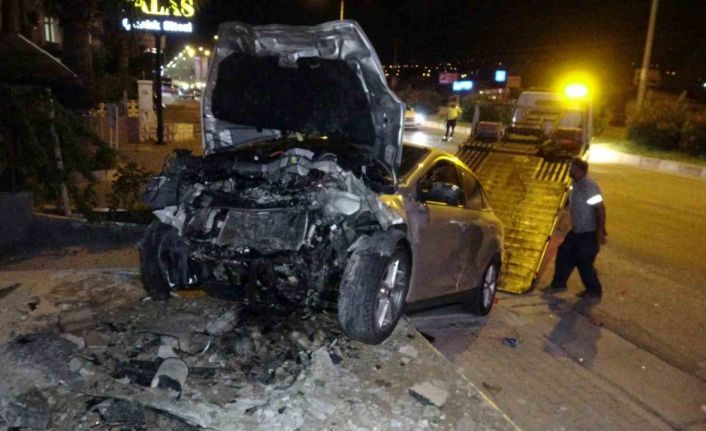 2 kişinin hayatını kaybettiği, 4 kişinin yaralandığı kaza güvenlik kamerasında