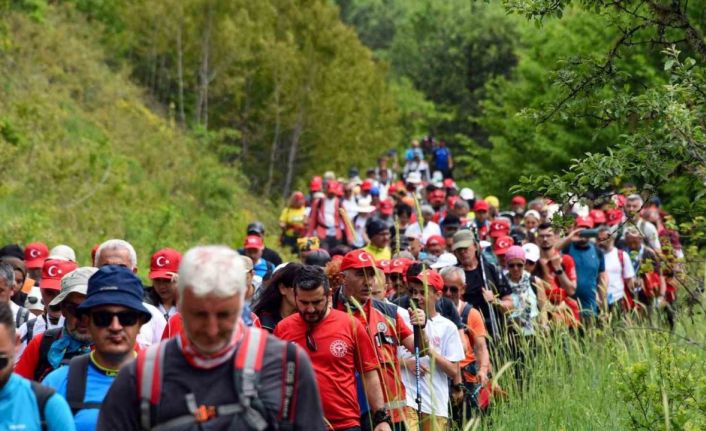 95 kilometrelik ‘Atatürk ve İstiklal Yolu Yürüyüşü’ 3’üncü gününde devam etti