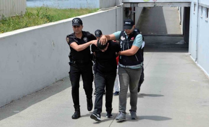 Adana’da uyuşturucu taciri 2 şüpheli tutuklandı