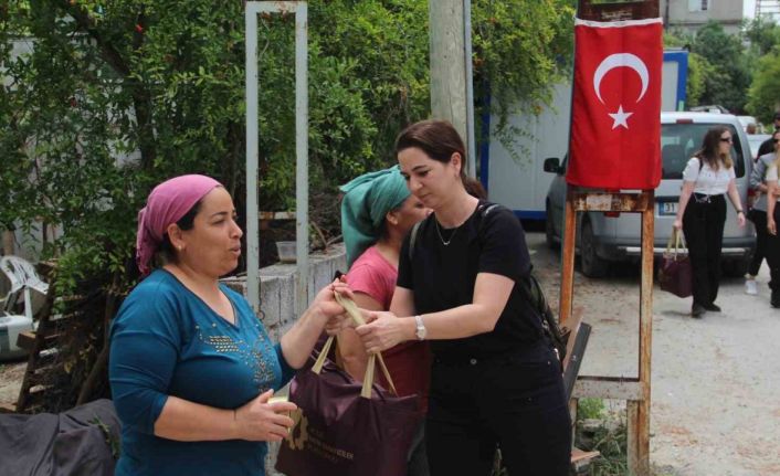 Adanalı kadın sanayiciler, kadın depremzedelerle bir araya geldi