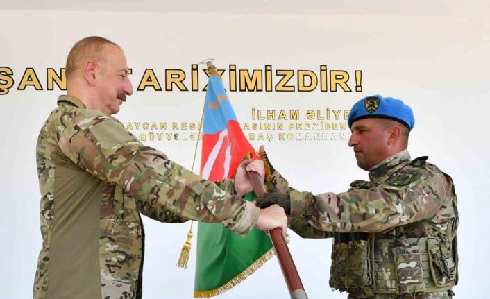 Aliyev: "İnsansız hava araçlarının ve uzun menzilli füzelerin ülkemize getirilmesi için birçok anlaşma imzalandık"