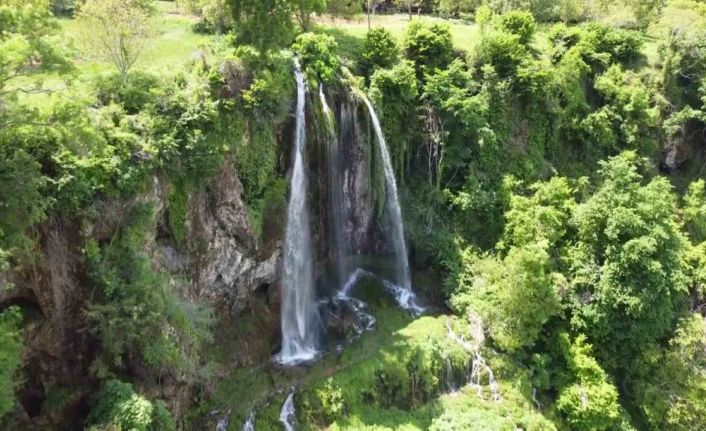 Amasya’nın 6 aylık saklı güzelliği ’Baraklı Şelalesi’