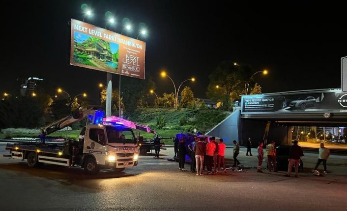 Ankara’da servis ile otomobil çarpıştı: 3 yaralı