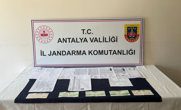 Antalya merkezli 3 ilde mal varlığını aklama operasyonu: 6 gözaltı