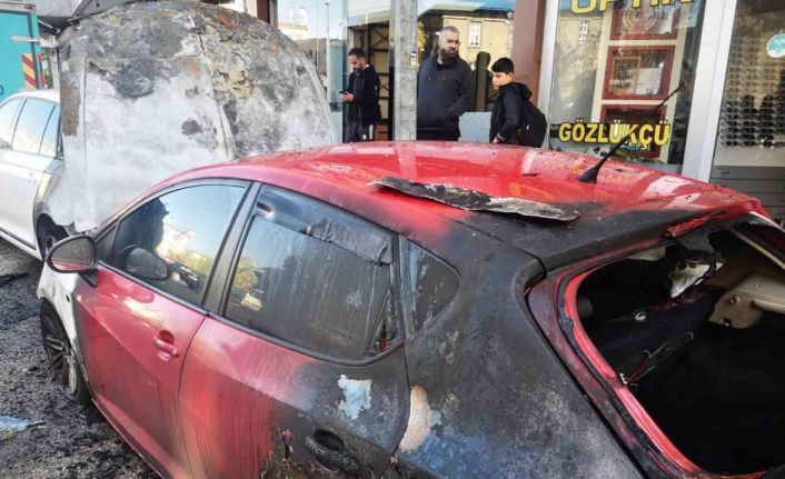 Araçlar ateş topuna döndü