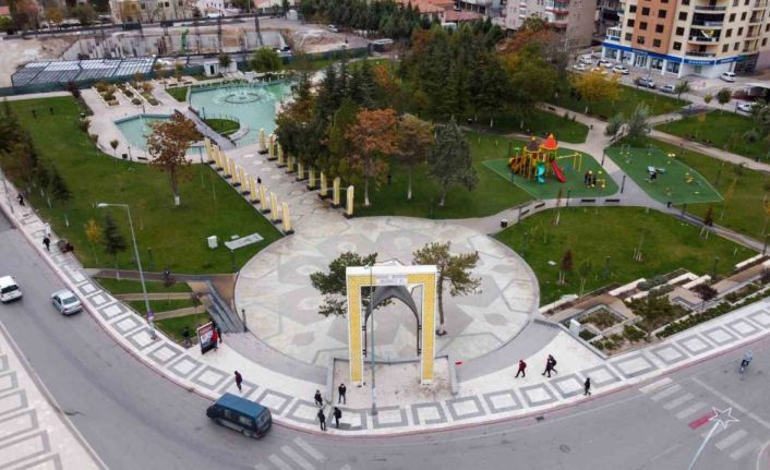 Bakan Özhaseki: "81 ilimize 100 milyon metrekare millet bahçesi kazandırmak için çalışmalarımızı aralıksız sürdürüyoruz"