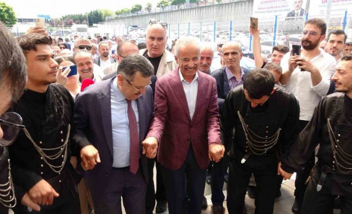 Bakan Uraloğlu’na memleketinde coşkulu karşılama