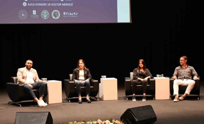 Balıkesirli Milli Sporcular spor çalıştayına katıldı