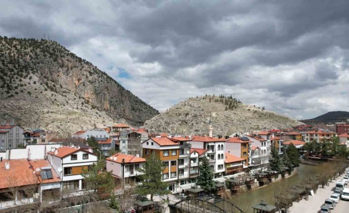 Başkan Altay: “Bozkır ilçe merkezimiz çok daha güzel bir çehreye büründü”